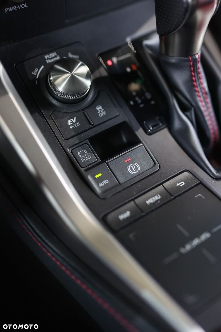 Lexus NX - 22