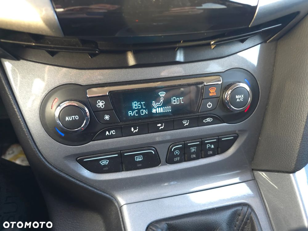 Ford Focus 1.6 EcoBoost Start-Stopp-System Titanium - 27