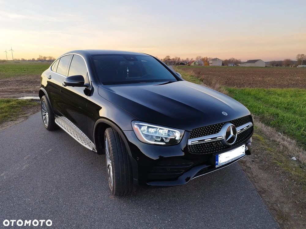 Mercedes-Benz GLC 300 4Matic 9G-TRONIC AMG Line - 9
