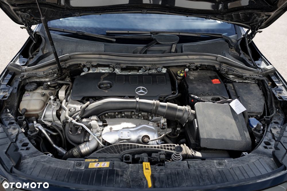 Mercedes-Benz GLA 250 8G-DCT AMG Line - 40