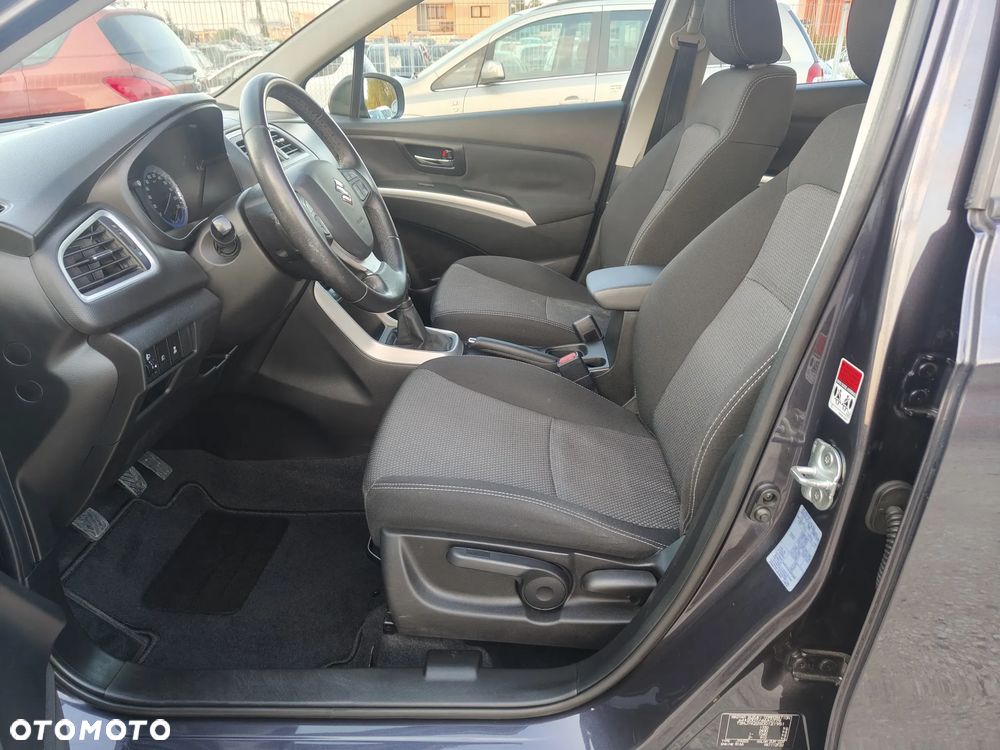 Suzuki SX4 S-Cross - 13
