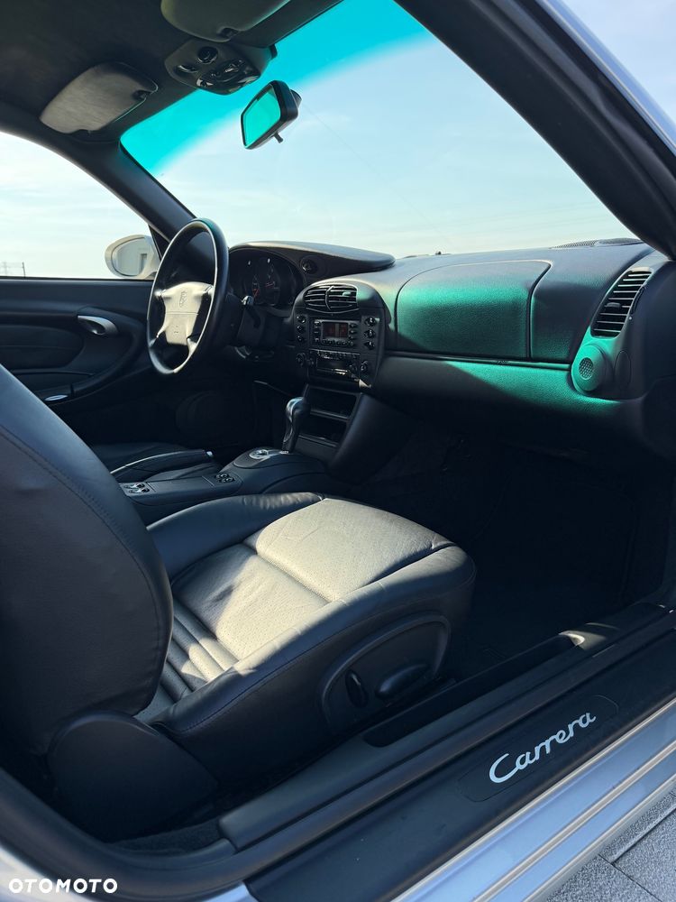 Porsche 911 - 22