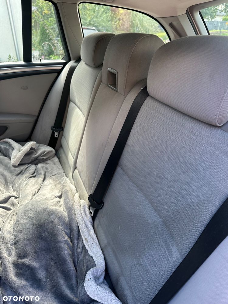 BMW Seria 5 520d - 11
