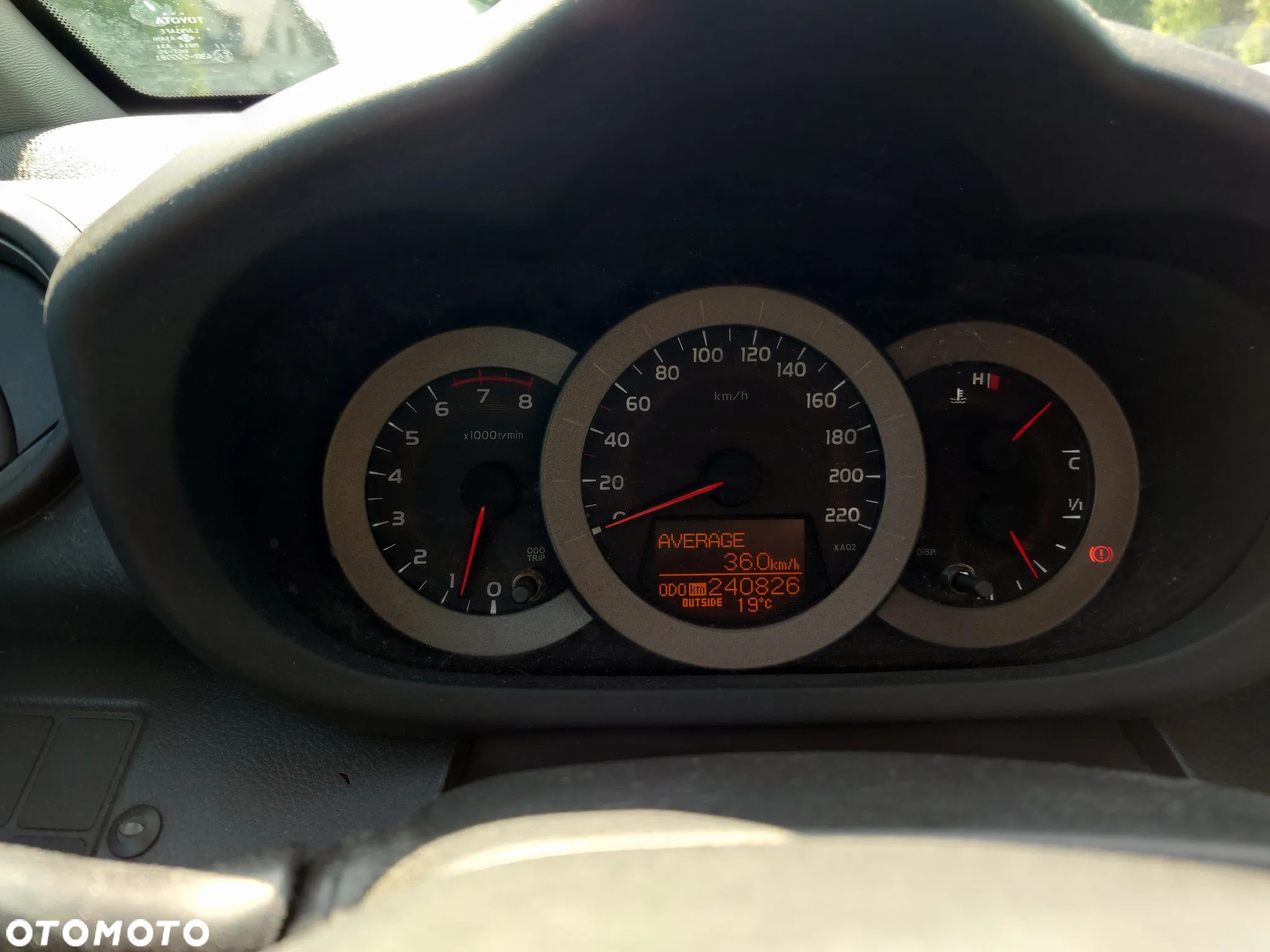 Toyota RAV4 - 4