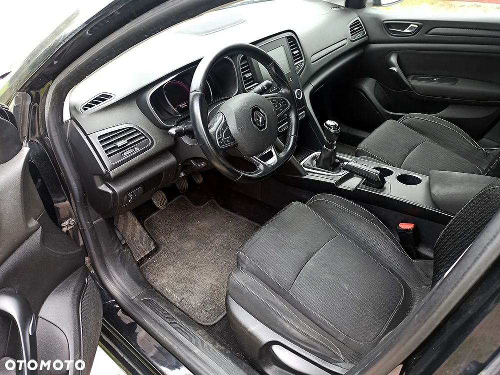 Renault Megane - 5