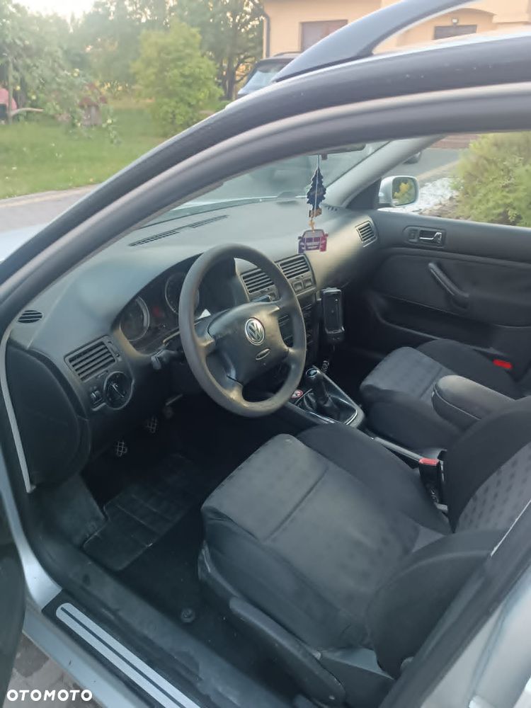 Volkswagen Golf Variant - 10