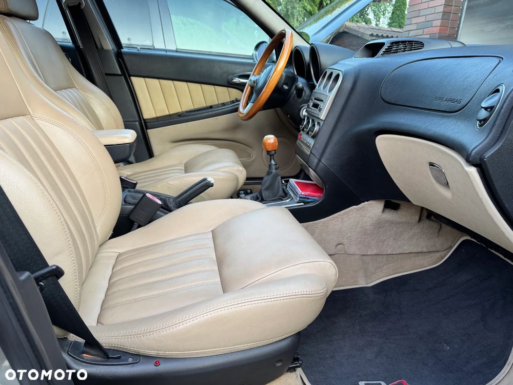 Alfa Romeo 156 Crosagon Q4 1.9 JTD 16V Progression - 6