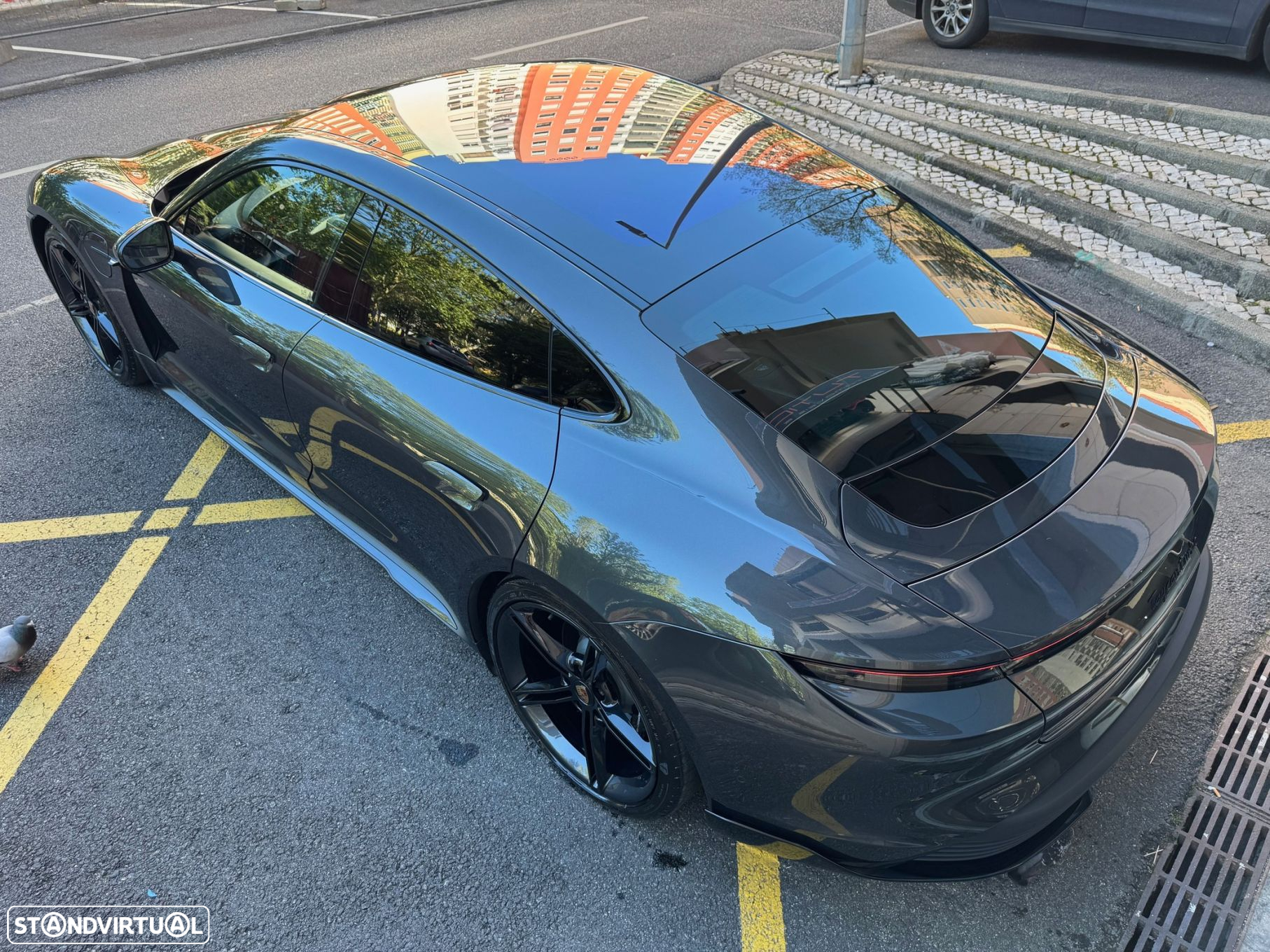 Porsche Taycan Turbo - 7