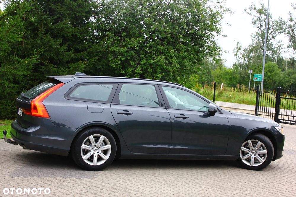 Volvo V90 D3 Momentum - 10