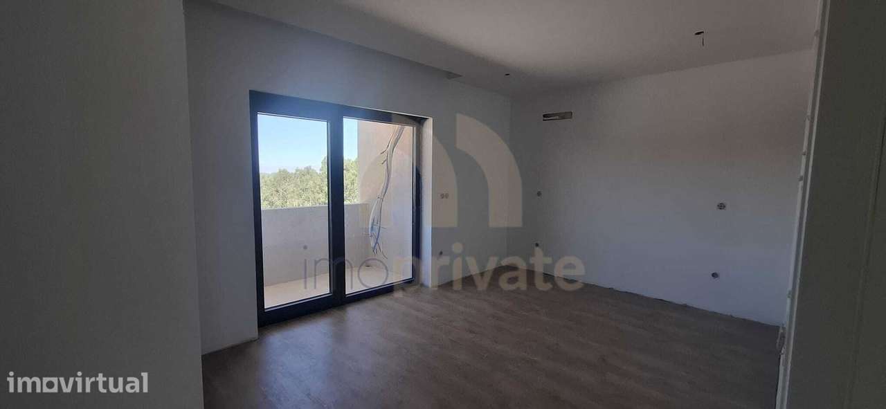 Apartamento T2 NOVO no Centro de Barrosas - Grande imagem: 3/17