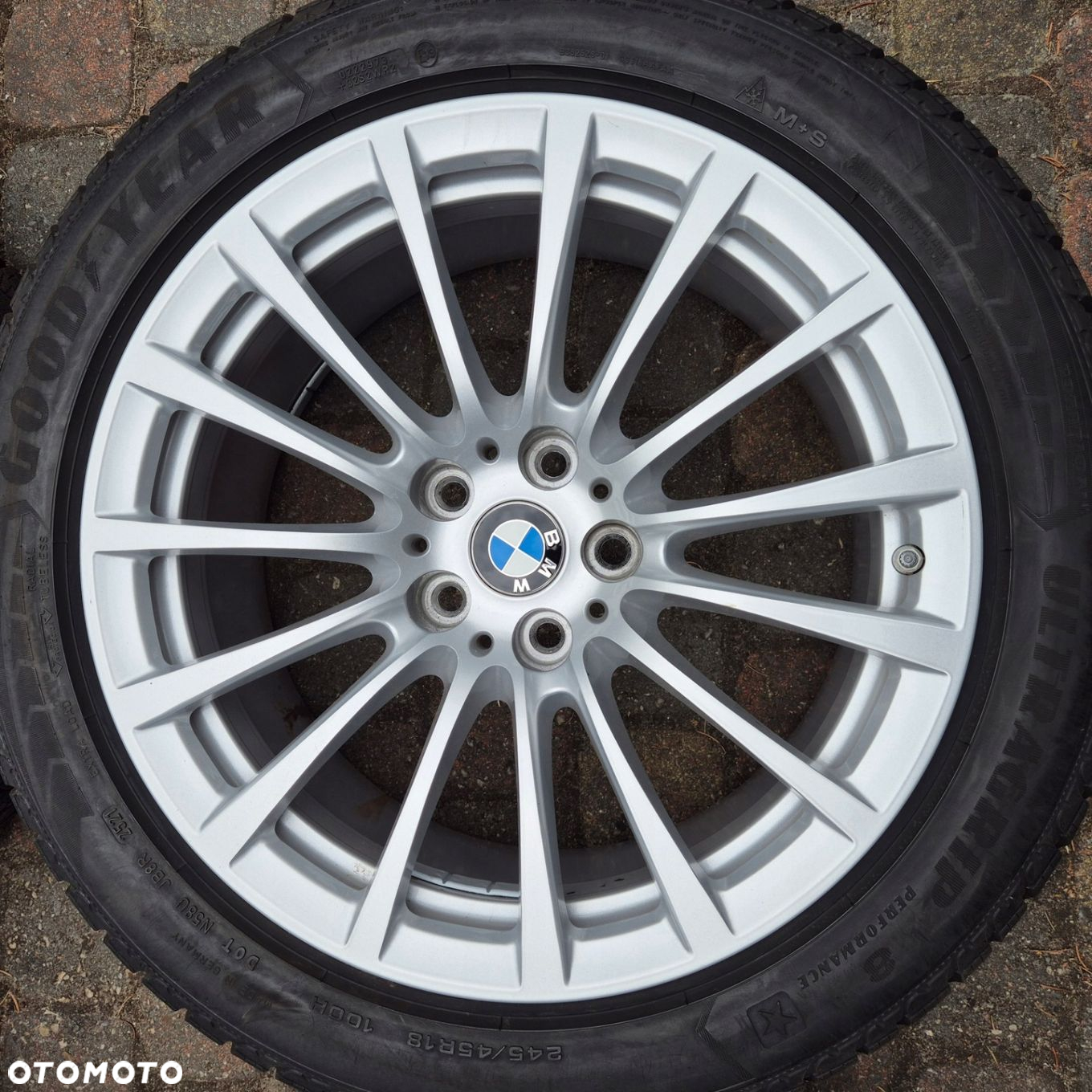 ZIMA KOŁA 18 BMW 5 G30 G31 8 G14 G15 G16 245/45 R18 GoodYear 2021r - 4