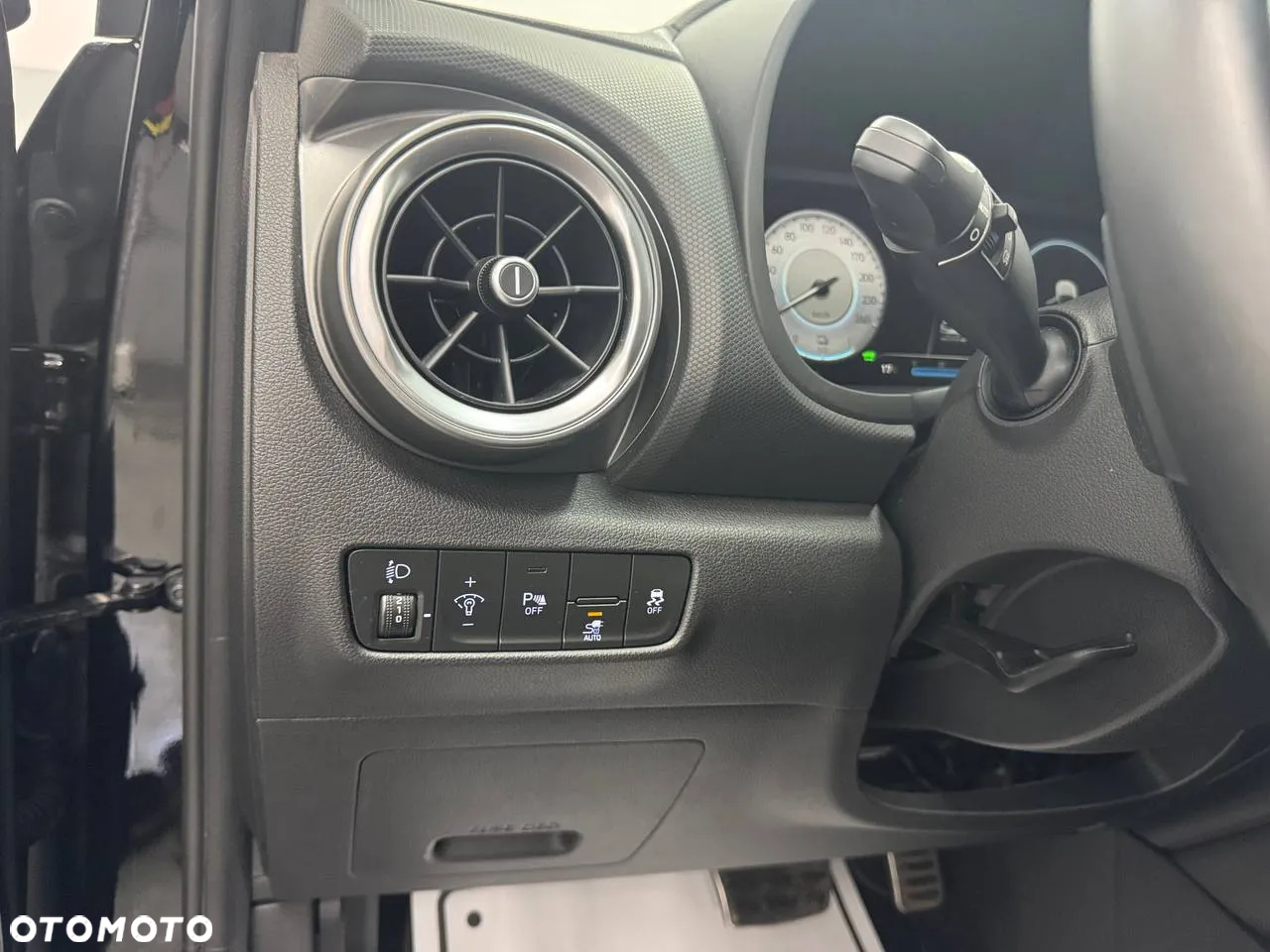 Hyundai Kona EV - 18