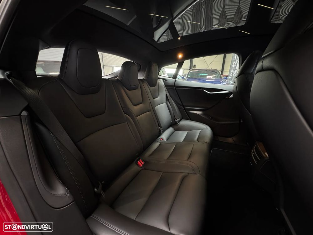 Tesla Model S Long Range AWD - 32