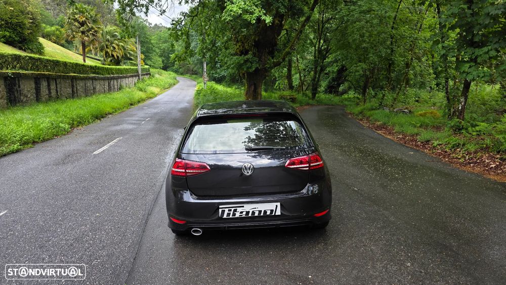 VW Golf 1.6 TDi R-Line - 6