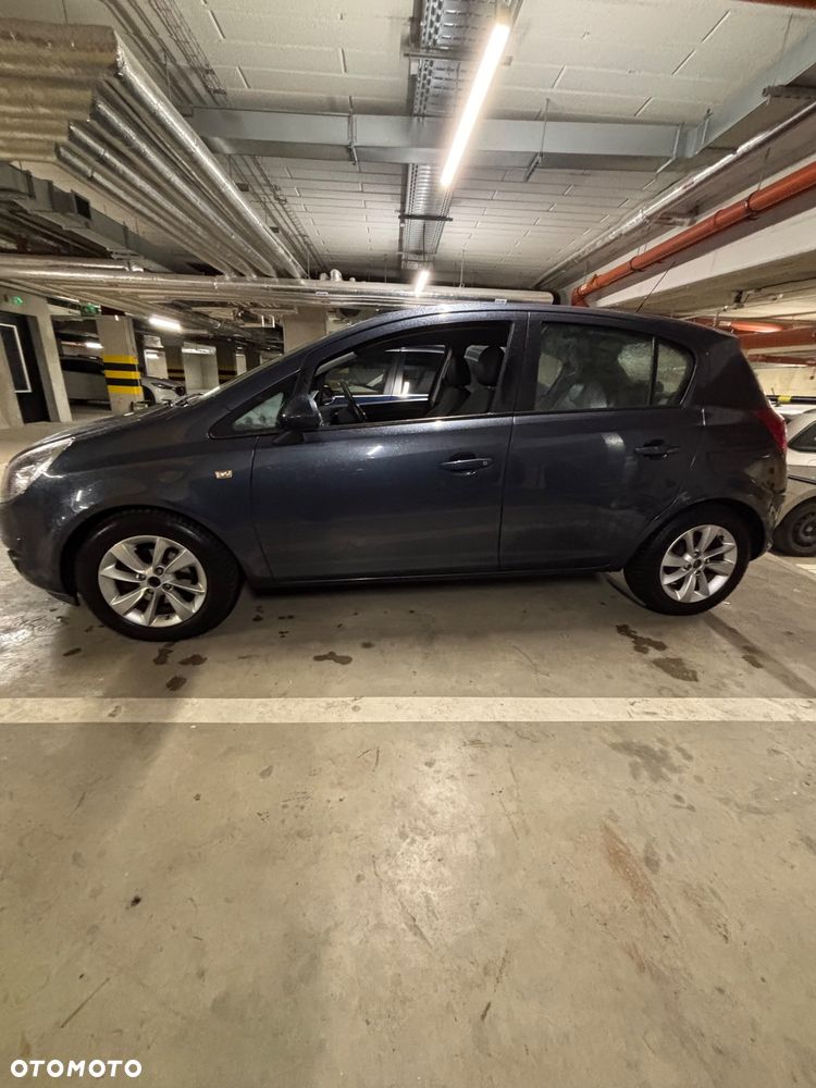 Opel Corsa 1.4 16V Enjoy - 2