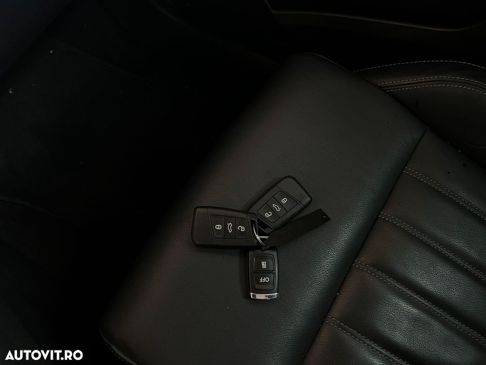 Skoda Karoq 2.0 TDI SCR 4x4 DSG Sportline - 23