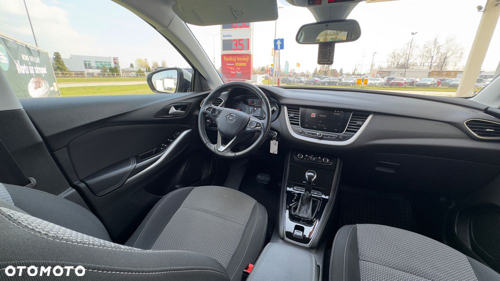 Opel Grandland X 1.2 Start/Stop Automatik Business Edition - 19