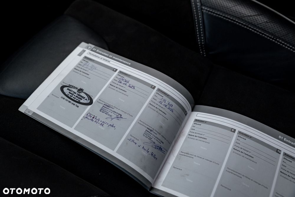 Volvo V40 D4 Geartronic R Design - 38