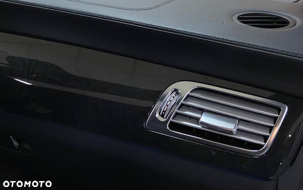 Mercedes-Benz CLS 500 4Matic 7G-TRONIC - 24