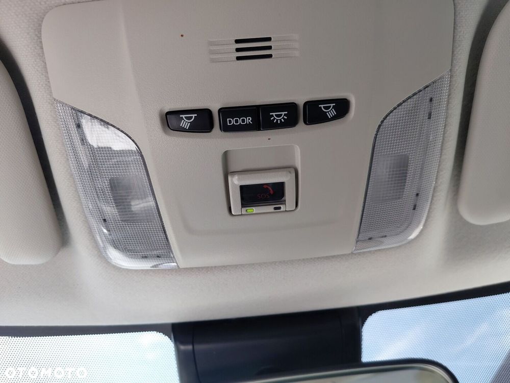 Toyota Corolla - 25