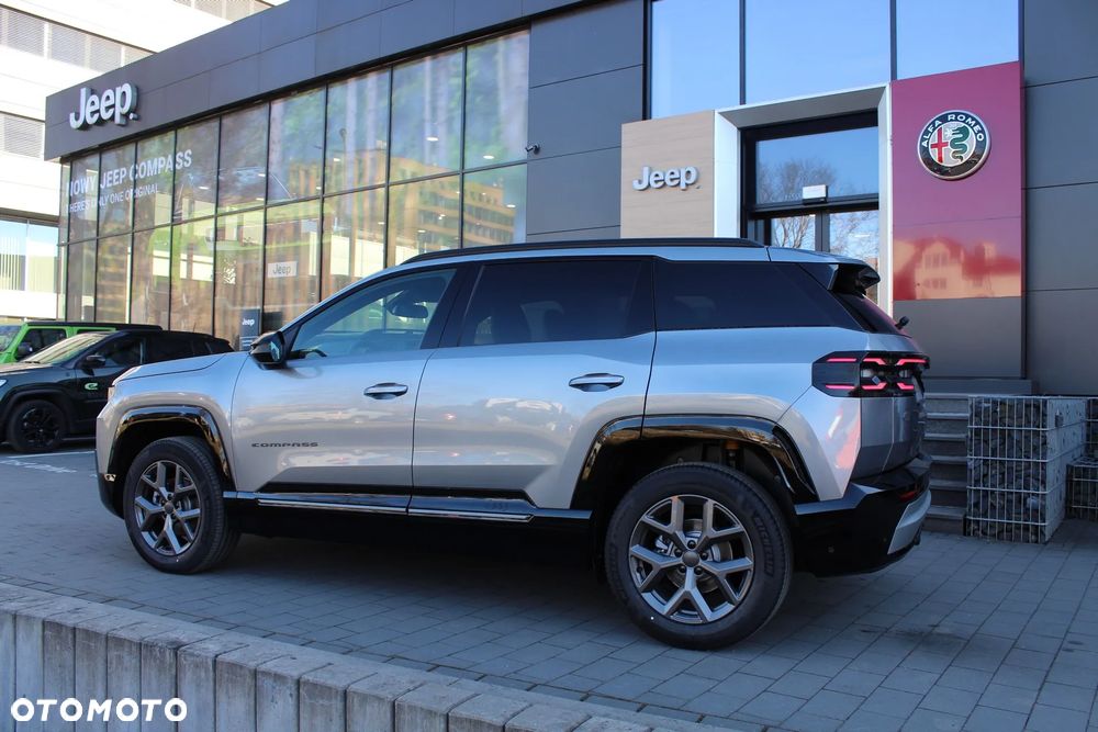 Jeep Compass 1.2 T3 mHEV First Edition FWD DCT - 4