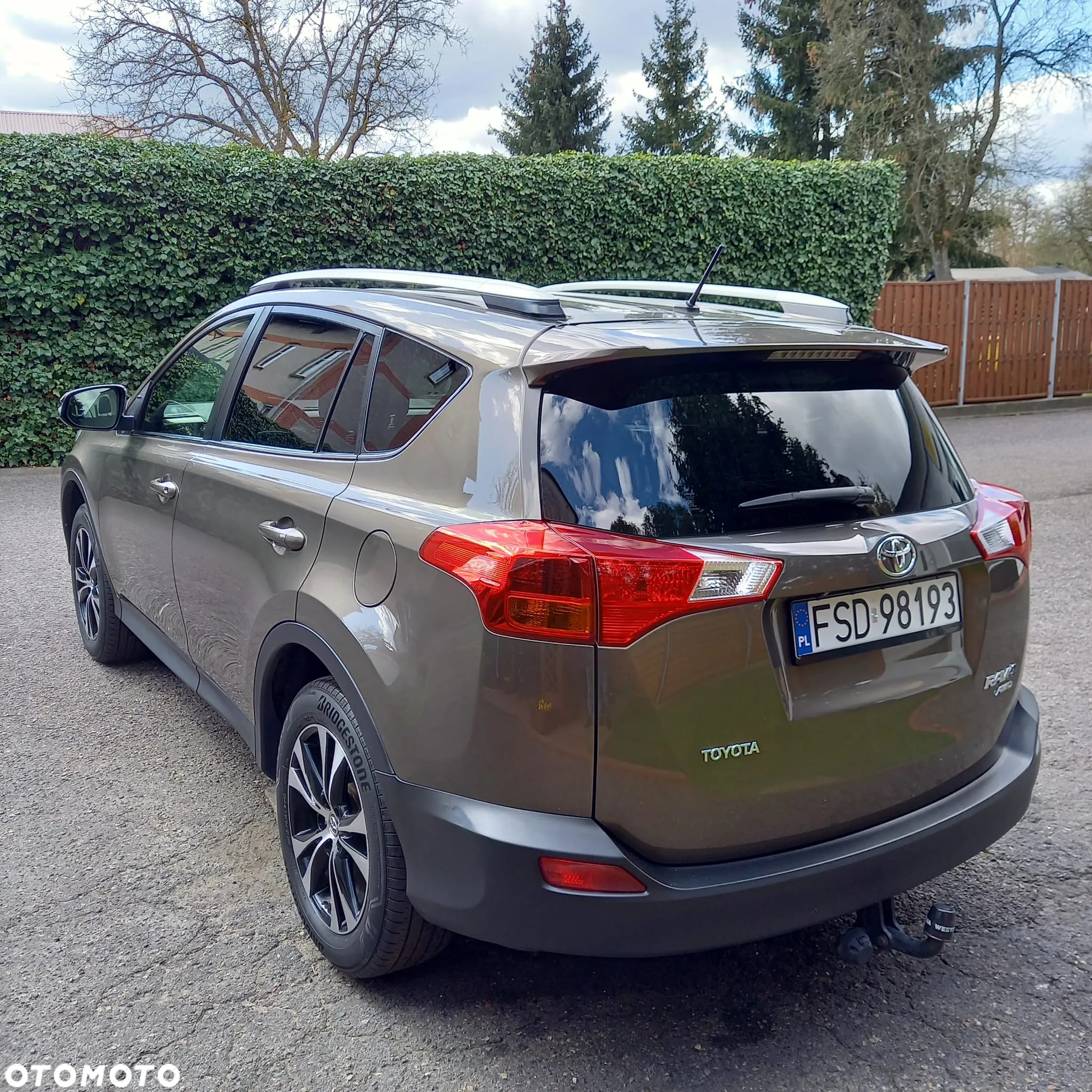 Toyota RAV4 - 8