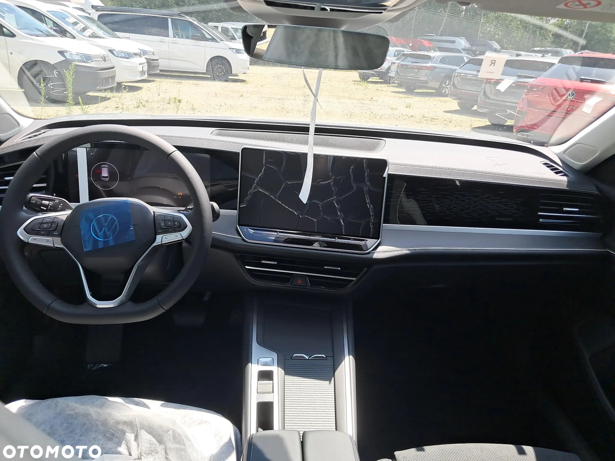 Volkswagen Passat 1.5 TSI ACT mHEV Business Plus DSG - 12
