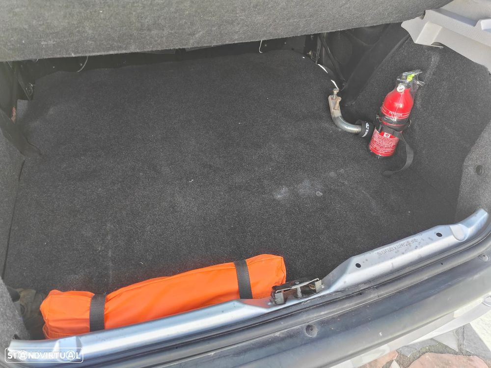 Peugeot 206 2.0 HDi XS - 24