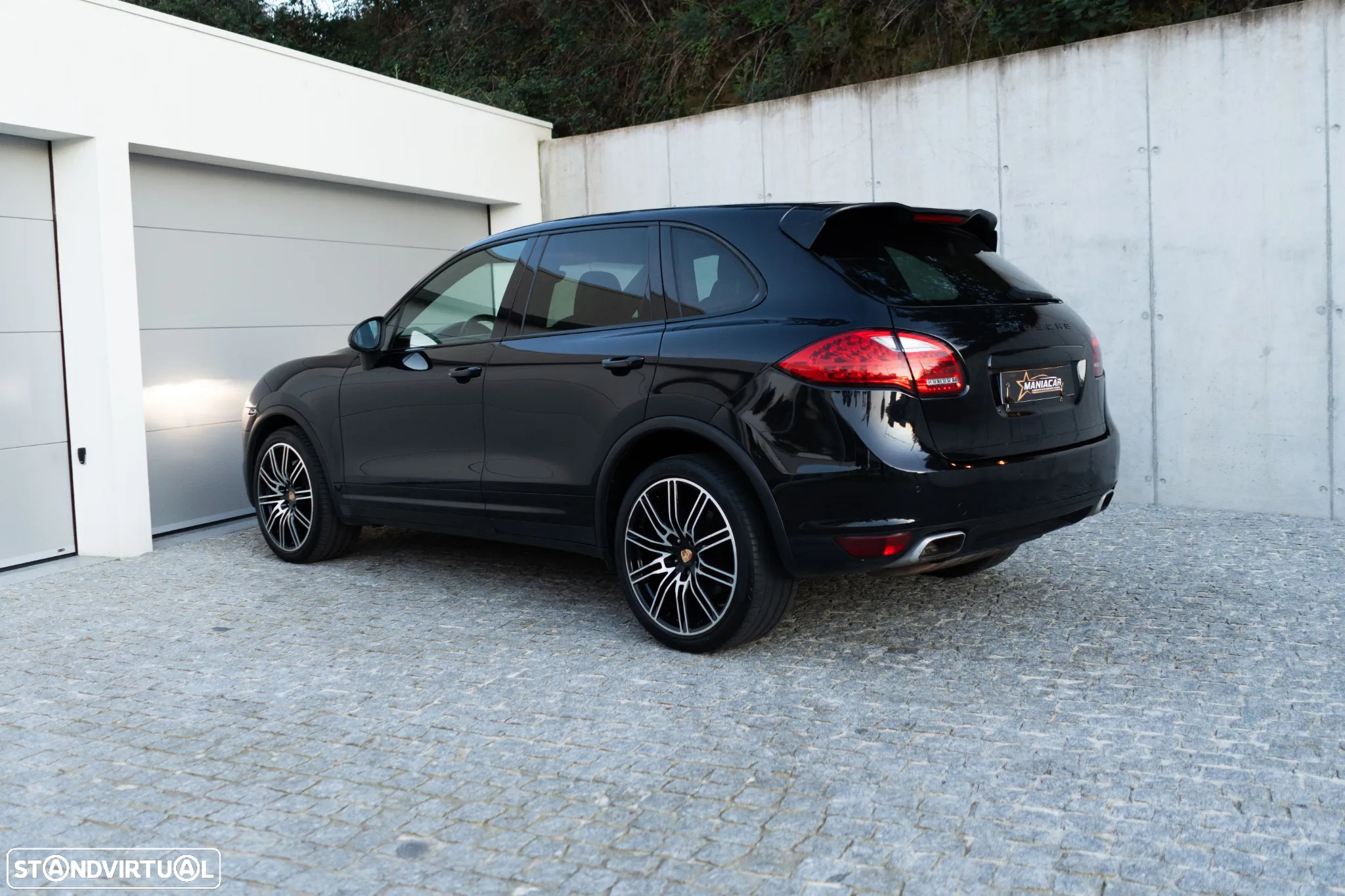 Porsche Cayenne Standard - 4