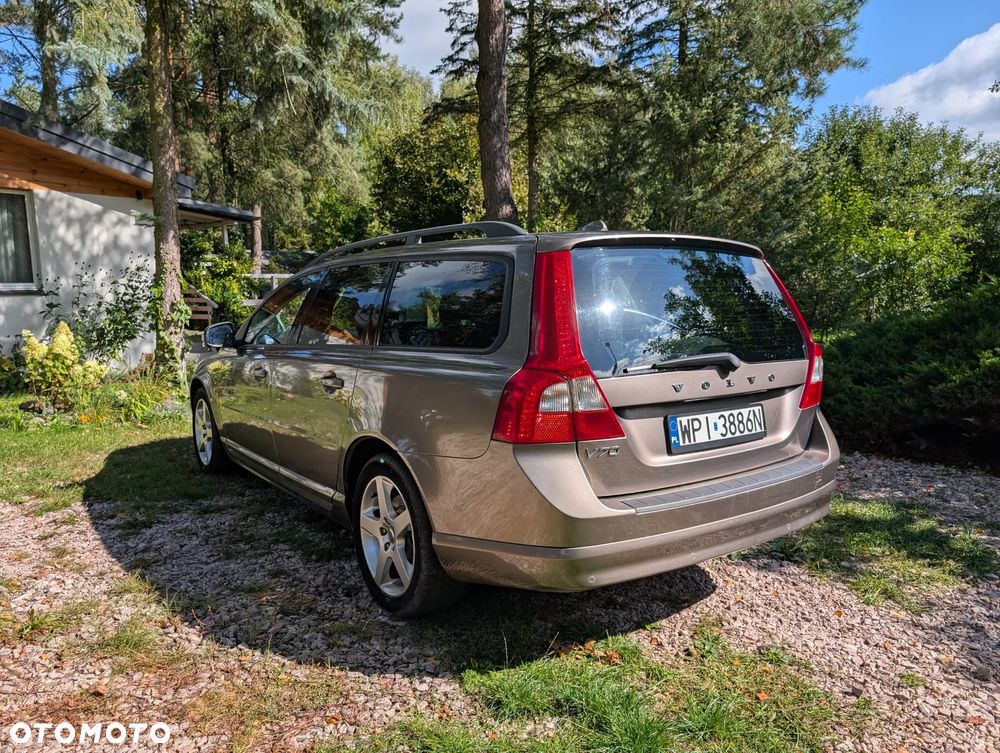 Volvo V70 2.0D Momentum - 6