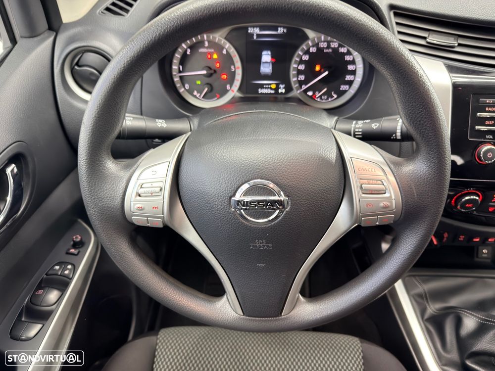 Nissan Navara 2.3 dCi CD 4WD Tekna - 29