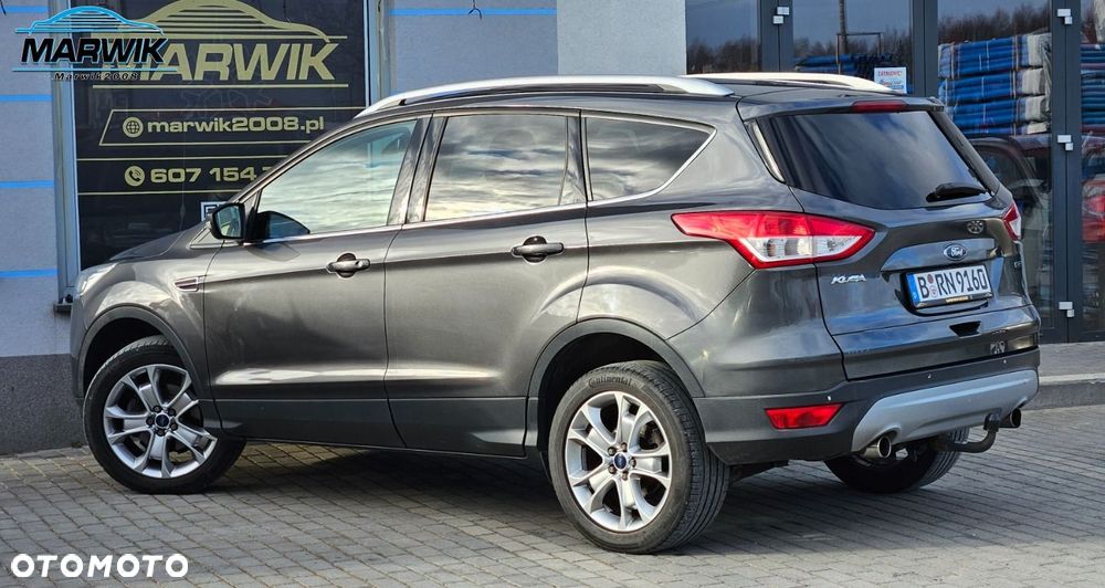 Ford Kuga - 10