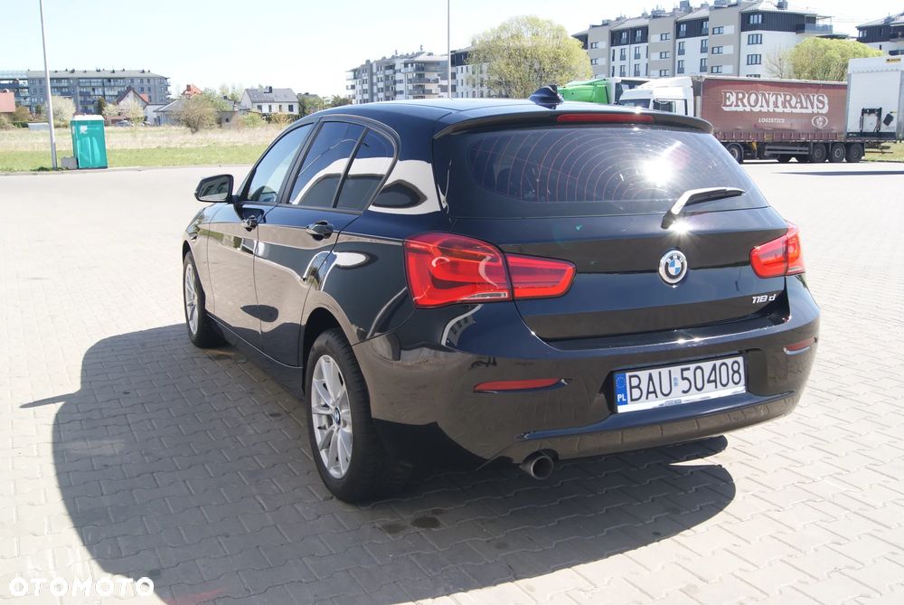BMW Seria 1 118d - 4