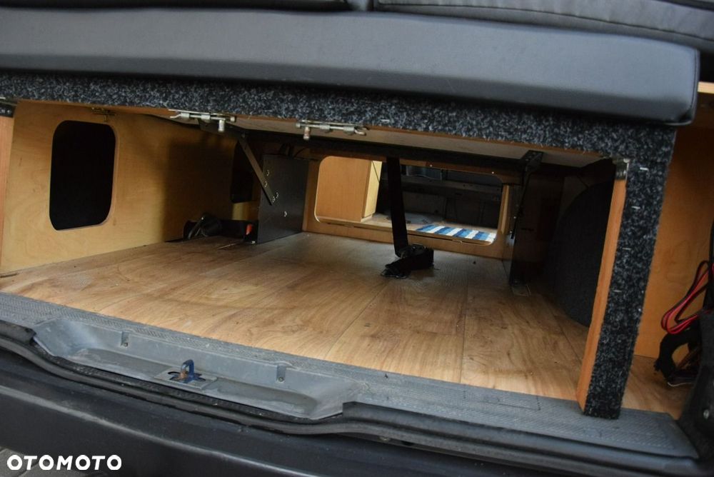 Mercedes-Benz Vito - 24