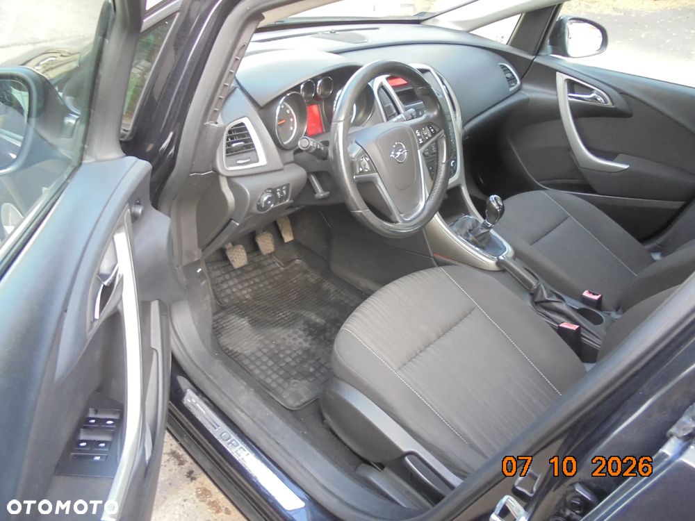 Opel Astra - 11