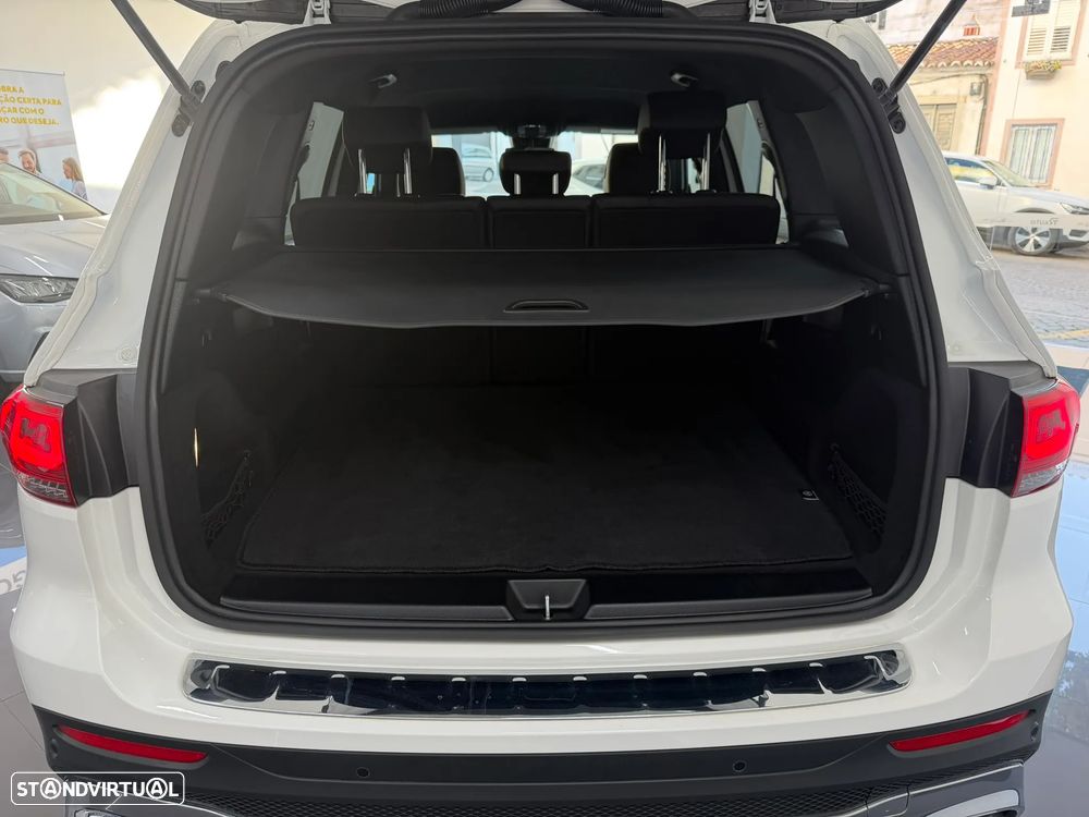 Mercedes-Benz GLB 180 d AMG Line - 54
