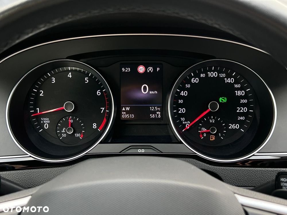 Volkswagen Passat 2.0 TSI Business DSG - 24