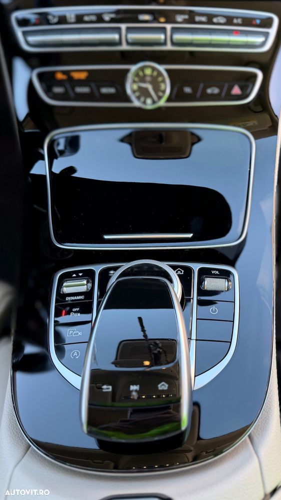 Mercedes-Benz E - 38