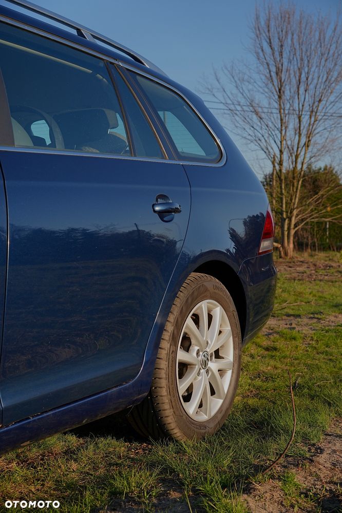 Volkswagen Golf 1.6 TDI Comfortline - 6