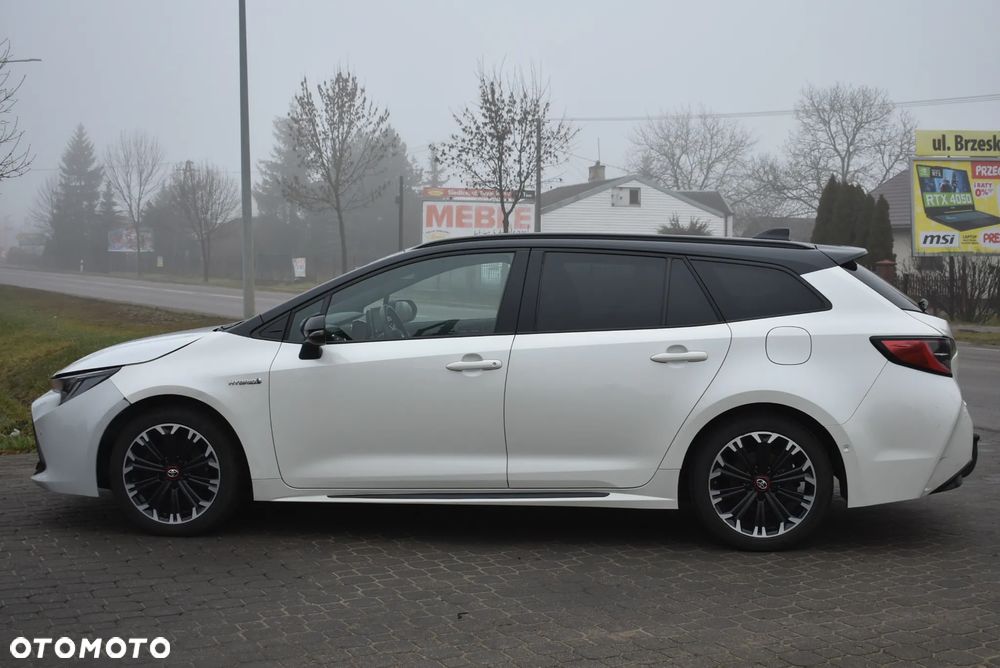 Toyota Corolla 2.0 Hybrid GR Sport - 14