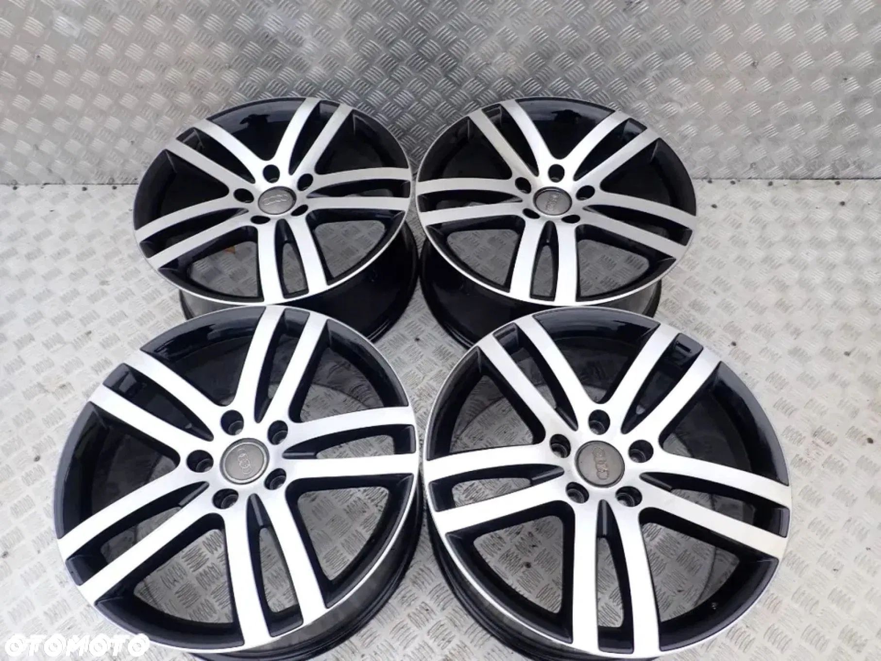 FELGI AUDI Q7 LIFT S-LINE VW TOUAREG 5X130 20 ET 60 G RADOM - 1