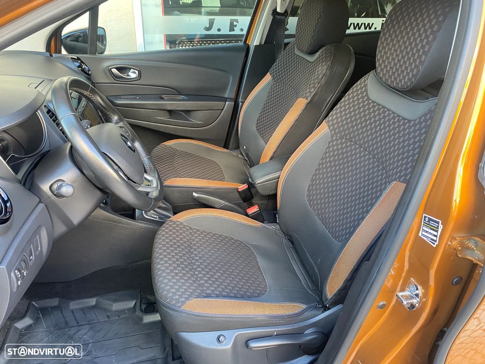Renault Captur - 41