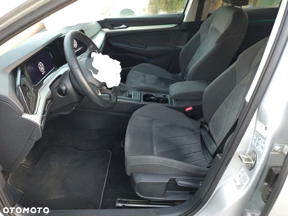 Volkswagen Golf - 11