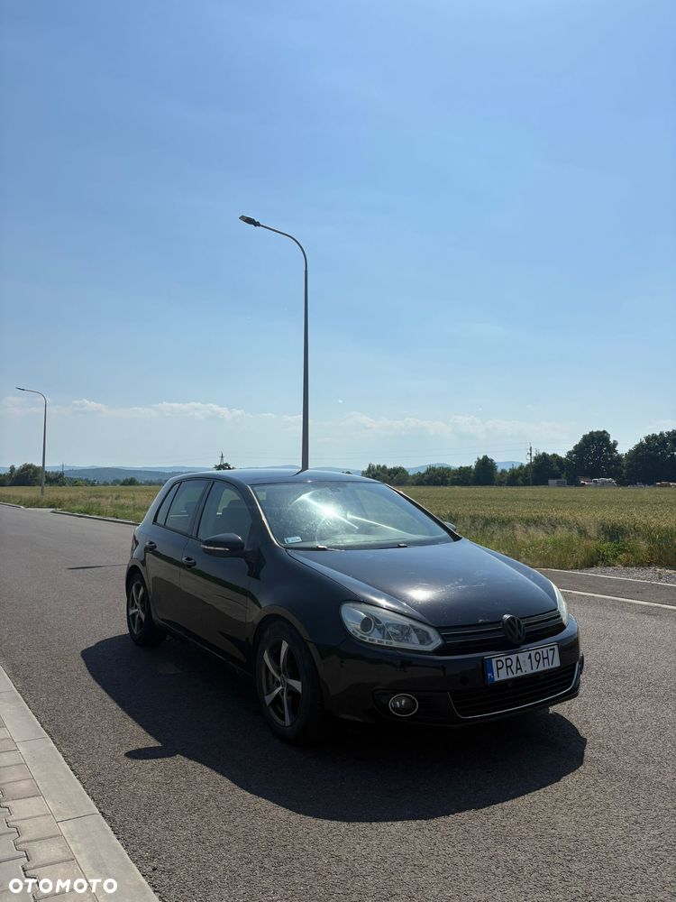 Volkswagen Golf 1.6 TDI Highline - 13