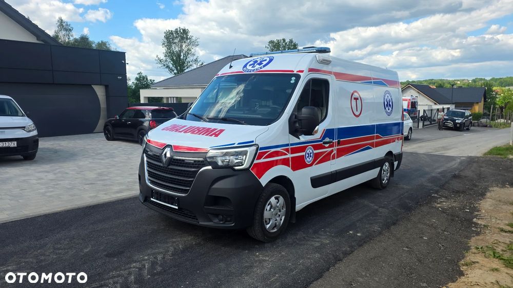 Renault Master Ambulans karetka gwarancja