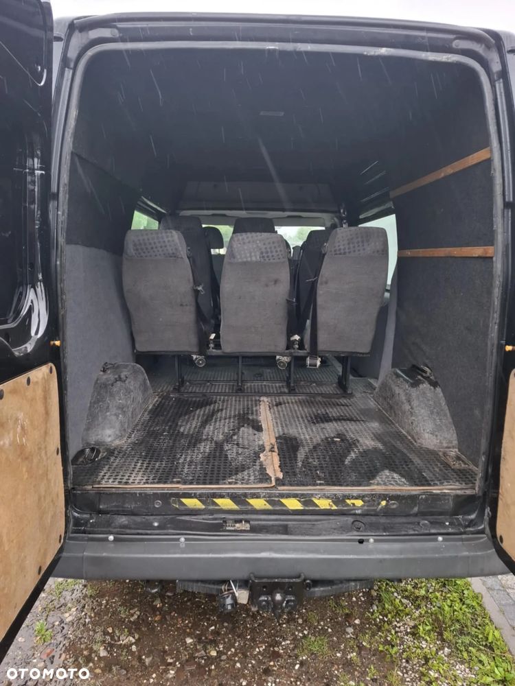 Ford Transit FT 350L - 31