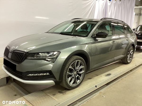 Skoda Superb 2.0 TDI SCR 4x4 Scout DSG