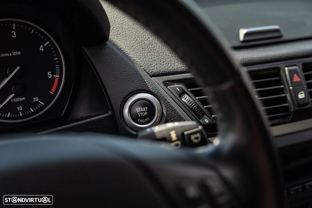 BMW X1 sDrive18d - 8