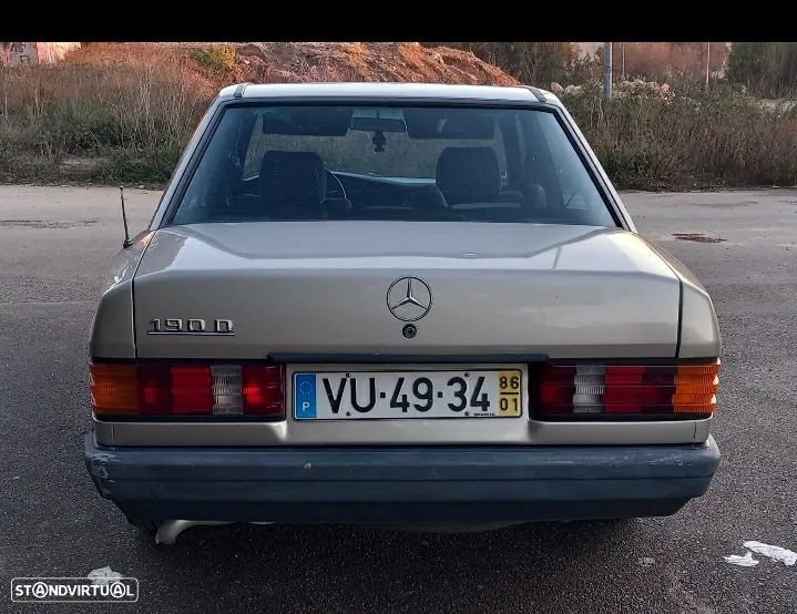 Mercedes-Benz 190 D 2.5 - 4