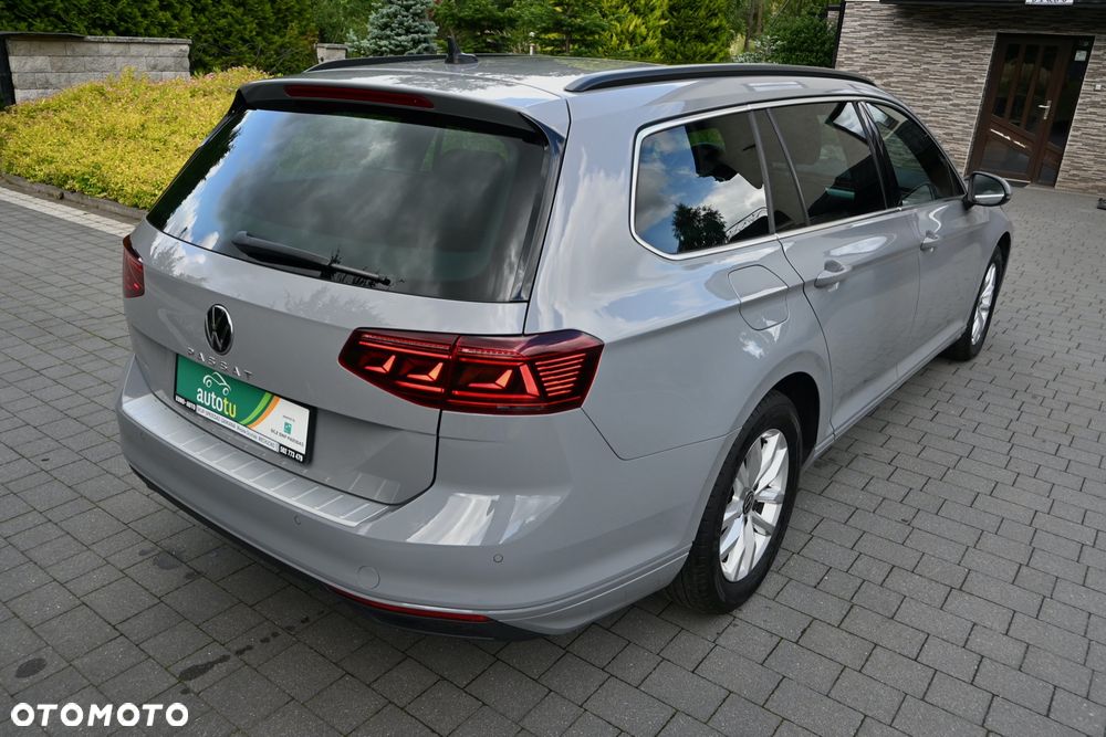 Volkswagen Passat 2.0 TDI SCR DSG Business - 8
